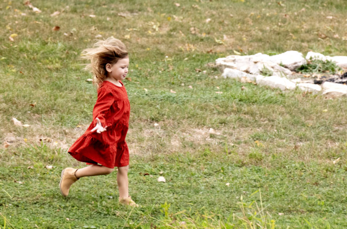 Child photos, child running, running outside,